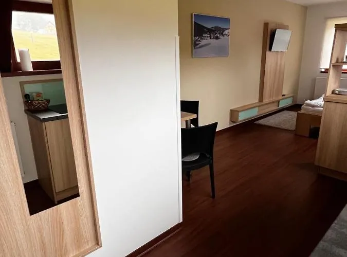Stodola Aparthotel 3*